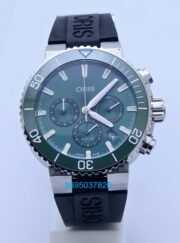 Oris Aquis Chronograph Green Black Rubber Strap Watch - Image 2