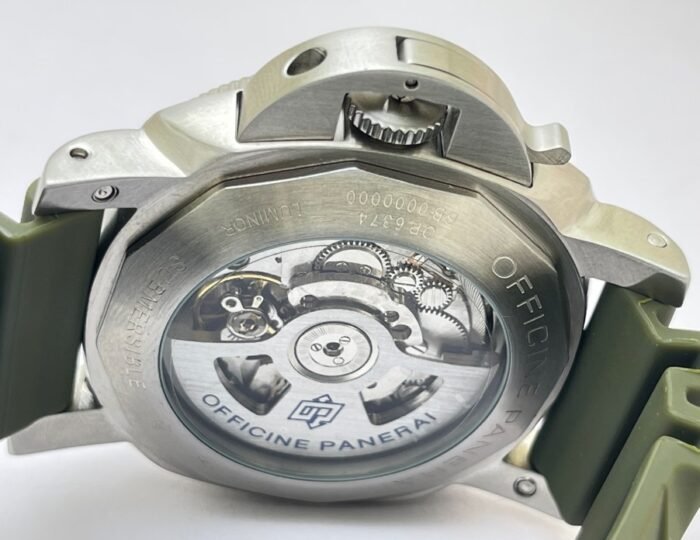 Panerai Submersible Green Rubber Strap Swiss Automatic Watch - Image 8