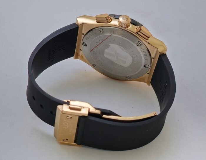 Hublot Classic Fusion Chronograph Rose Gold Black Rubber Strap Watch - Image 7